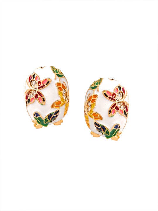 Oorknopjes | Wit bloemenmotief, geometrische steen | Emaille